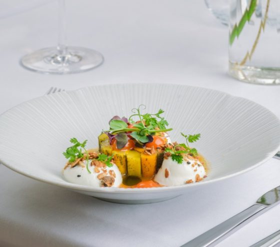 Nové sezonní menu v restauraci Le Grill: luxusní gastronomie v centru Prahy