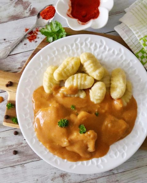 Recept: To nejlepší kuře na paprice