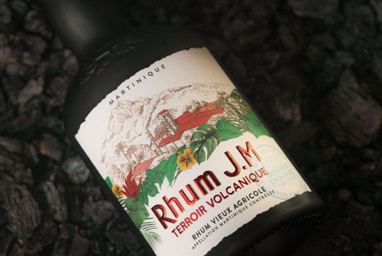 Rhum J.M uvádí oblíbený Rhum Vieux Terroir Volcanique na český trh