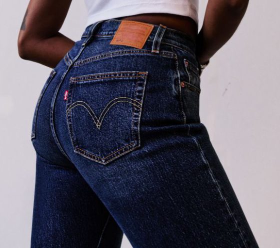 Fashion tip: Křivkám lichotící 501 Curve