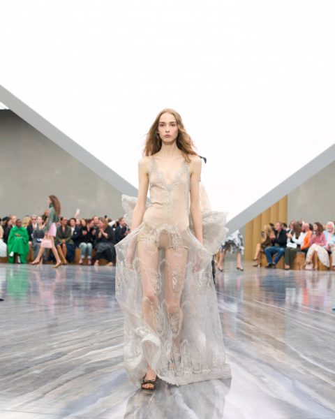 Když noc potká den. After Dark Dressing jako nový styl sebevědomí