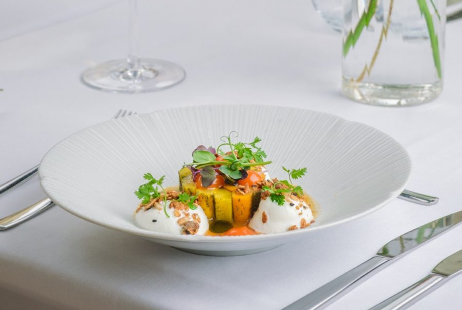 Nové sezonní menu v restauraci Le Grill: luxusní gastronomie v centru Prahy