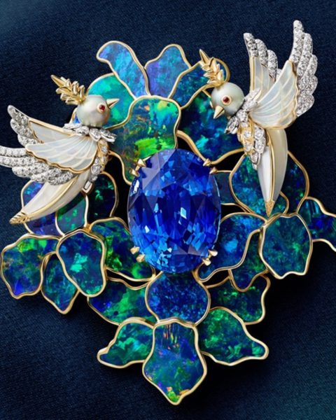Značka Tiffany & Co. představuje Legendary Bird: The Sapphire Edition