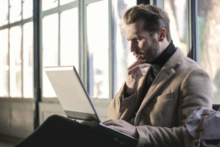 Telefon a online účty: Praktický bezpečnostní audit před koncem roku